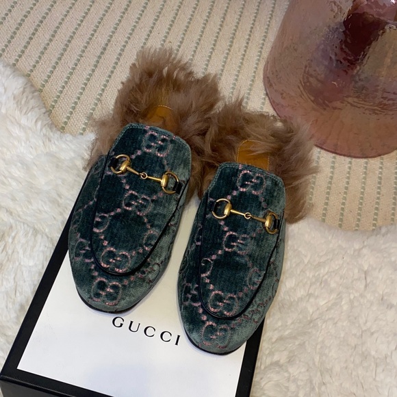 Gucci Velvet Horsebit Mules with Fur Trim - Picture 1 of 14